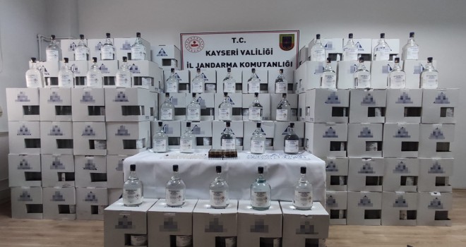 Kayseri'de sahte içki operasyonu: 2 ton 68 kilogram etil alkol ele geçirildi