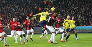 Fenerbahçe 3 puanı 2 golle aldı