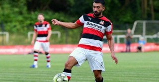 Asker selamı paylaştı, takımdan kovuldu