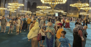 Ayasofya Camii'ne girişler ücretli olacak