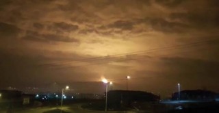 Sakarya'da korkutan patlama! Çok sayıda ekip bölgede...
