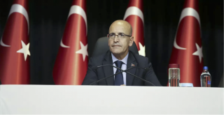 Bakan Şimşek: Kira fiyatlarının azalması enflasyonu düşürme çabalarımızı destekliyor