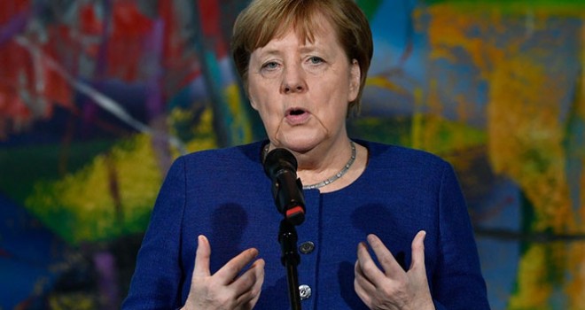 Merkel'den, Türkçe alt yazılı korona virüsü mesajı