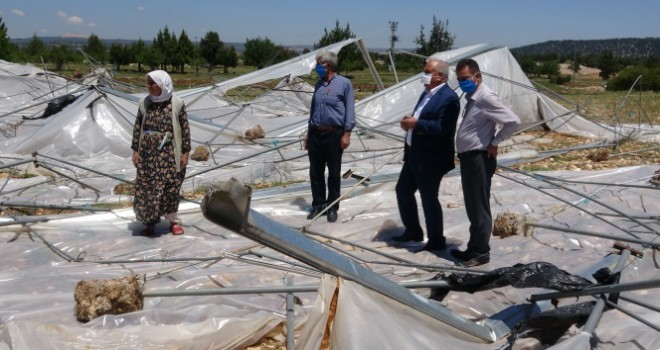 Fırtınada 168 üreticinin 510 dekar serası hasar gördü