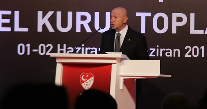 Türkiye Futbol Federasyonu'nun yeni başkanı Nihat Özdemir oldu