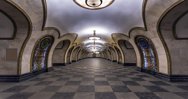 Sanat Galerisinden Farksız: Moskova Metro Durakları