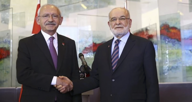 Bir darbe de Karamollaoğlu'ndan geldi: