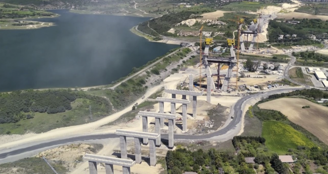 Kanal İstanbul’un ilk köprüsünün ayakları 100 metreyi aştı
