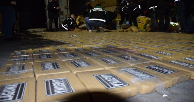Mersin'de 615 kilogram kokain yakalandı