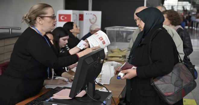 AK Parti'den 'sandık güvenliği' mesajı: Herkes tapusuna sahip çıksın