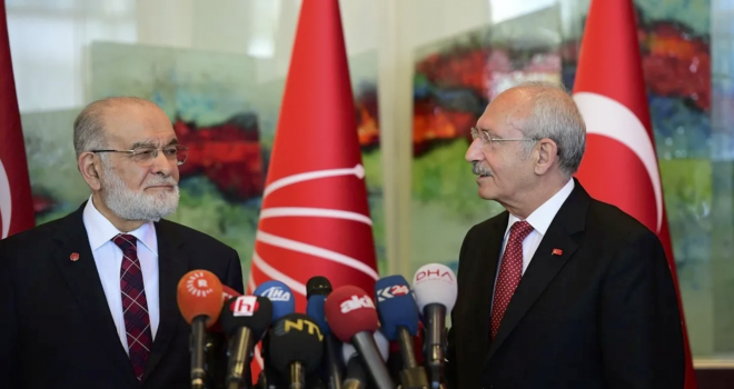 Yeniden Refah Partisi'nden Karamollaoğlu'na sert cevap: