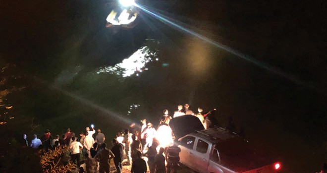 Erzincan'da Kemaliye'de minibüs nehre uçtu: 4 ölü, 3 yaralı