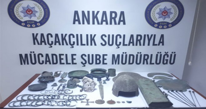 Durdurulan araçtan tarih çıktı!