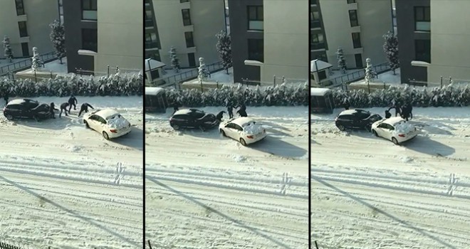 Bursa'da araçların buzlu yolla imtihanı