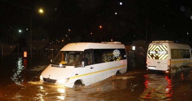  Adana'da okullar yarın da tatil