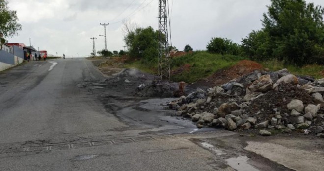 Başakşehir'de kimyasal atık paniği! Çevreye zehirli gaz yayıldı