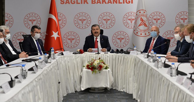 Sağlık Bakanı Koca: Artış Türkiye için bir risk'