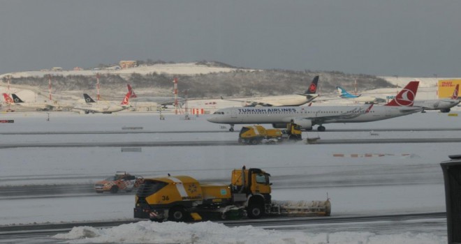 THY'nin İstanbul Havalimanı'ndaki 36 seferi iptal oldu