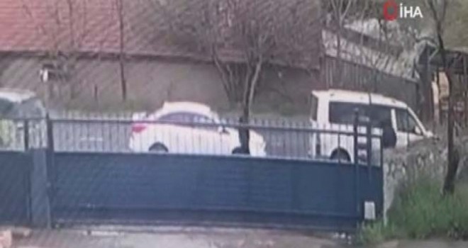 İstanbul'da otomobil hırsızları kamerada