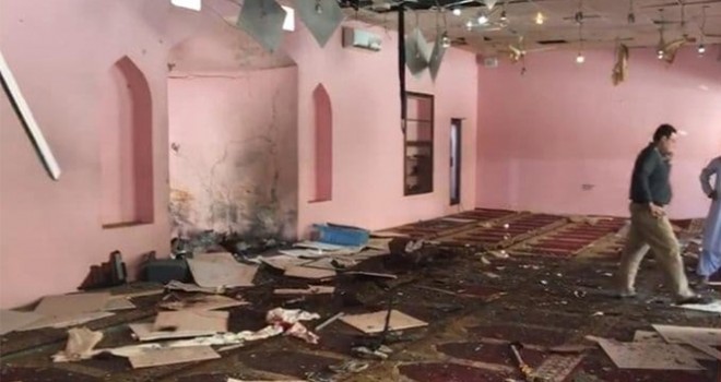 Pakistan'da camide patlama, çok sayıda ölü ve yaralı var