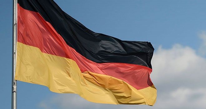 Almanya`da iş dünyası güveni 50 ayın en düşüğünde