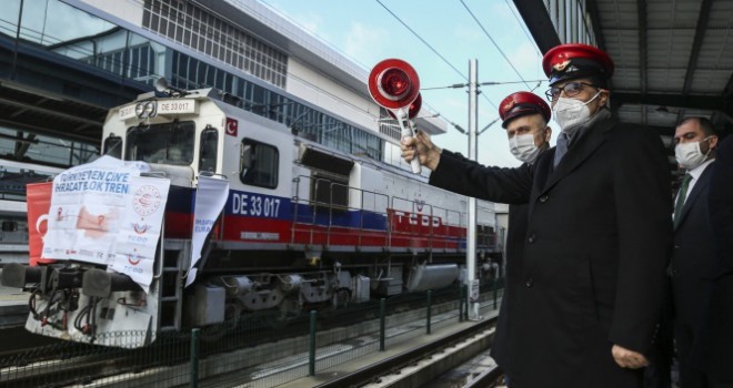 Rusya'ya gidecek olan ilk blok ihracat treni Ankara Gar'ından yola çıktı