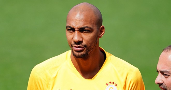  Galatasaray'da Nzonzi kadro dışı