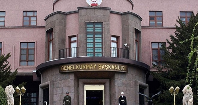 Gözaltına alınan 2 Türk askeri Türkiye’ye iade edildi