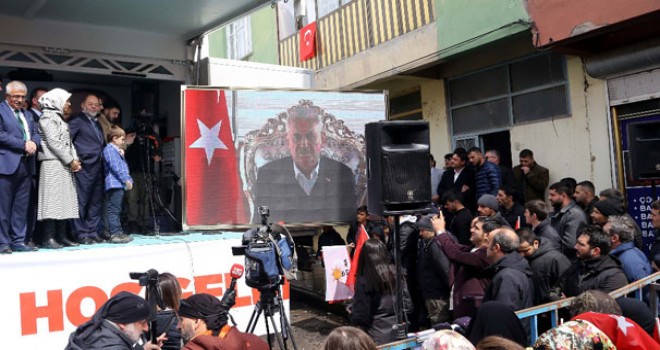 Binali Yıldırım: 'Pazar günü demokrasi bayramını birlikte yaşayacağız'