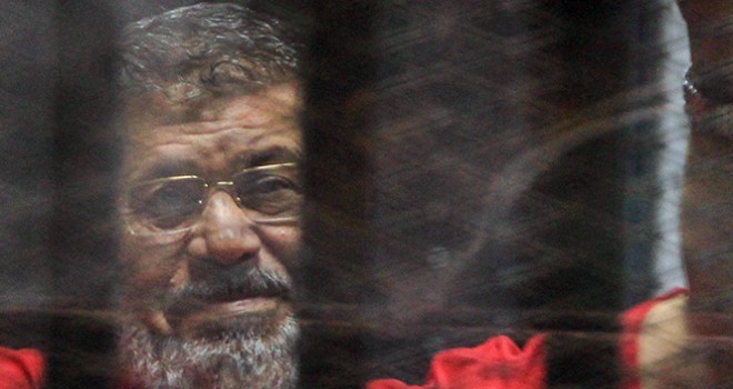 İngiliz gazetesinden Mursi'ye 20 dakika müdahale edilmediği iddiası