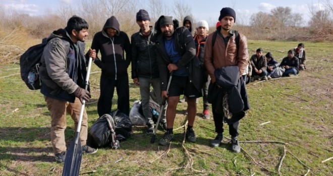  İnatçı mülteci 13'üncü kez Yunanistan'a gitmeyi deniyor