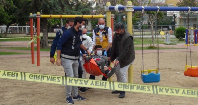 Bebeğini kaçırıp boğazına bıçak dayadı, vurularak yakalandı