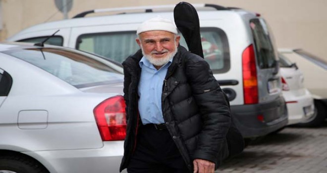 85 yaşındaki Halim Dede yaptıklarıyla ‘helal olsun’ dedirtiyor