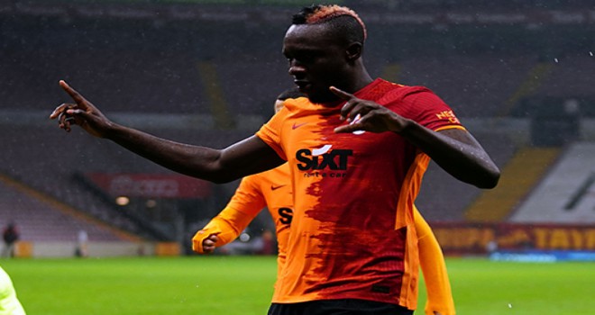 Galatasaray'da Mbaye Diagne'nin sözleşmesi feshedildi!