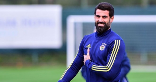Fenerbahçe, Volkan Demirel ile sözleşme yeniledi