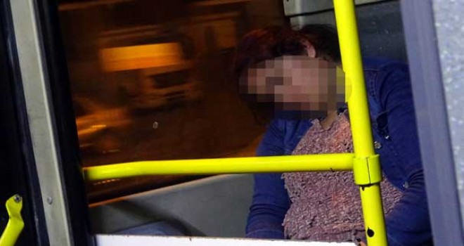 Onu 24 saat metrobüste görenler şaşırıp kalıyor! 'Hayatımı mahvetti...'