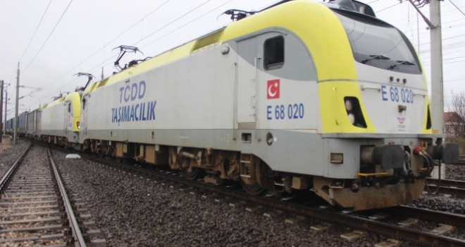 Çin'e gidecek 42 vagon ve 42 konteynerlik ihracat treni Kocaeli'ye uğradı