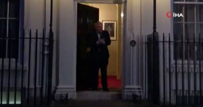 Karantinadaki İngiltere Başbakanı Johnson ilk kez görüntülendi