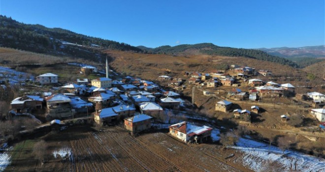 Kırmızı Balıkesir'in mavi boncuklu köyleri