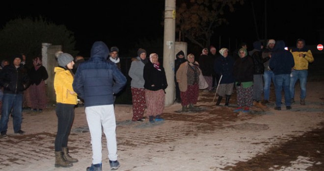 İzmir’de heyelan paniği! 10 evde hasar oluştu, bir ev tamamen yıkıldı