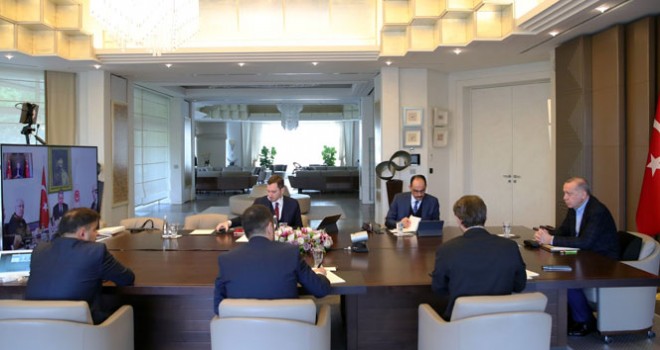 Cumhurbaşkanı Erdoğan, kabine üyeleriyle video konferansla toplantı yaptı