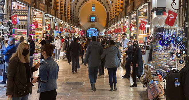 Eminönü'nde Ramazan bereketi