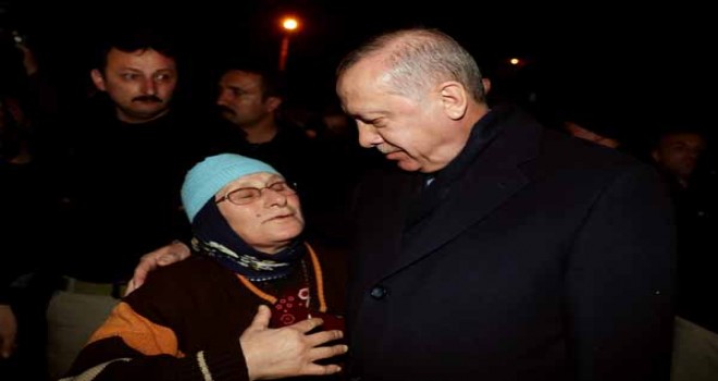 Cumhurbaşkanı Erdoğan'a Arhavi'de sevgi seli