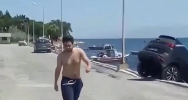 İzmir'de bir kişi kiraladığı lüks cipi denize attı