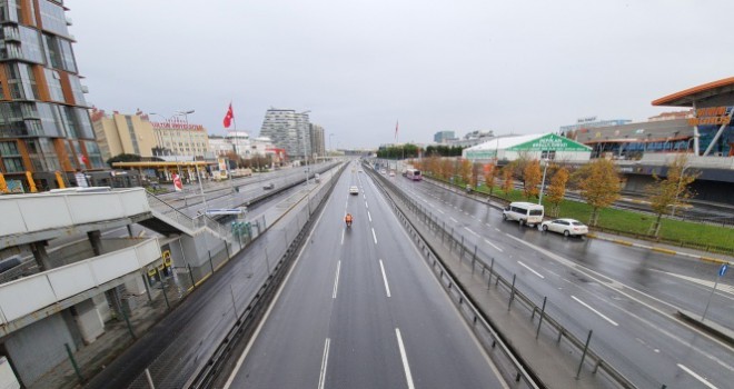 İstanbul'da yollar boş kaldı