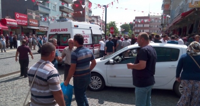 Tekkeköy meydanında 100 kişi birbirine girdi: 10 yaralı