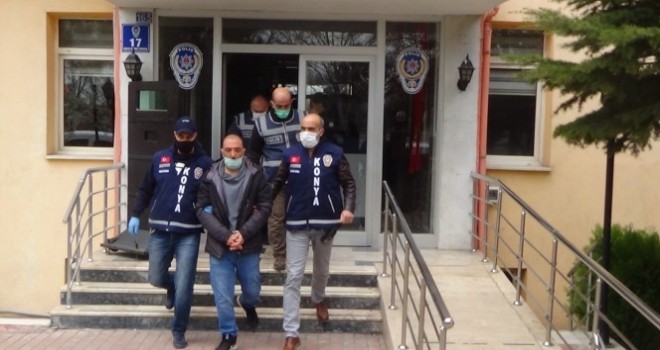 Üç kişiyi öldürüp polise teslim oldu