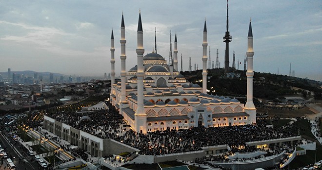 Çamlıca Camii'nin resmi açılışı bugün yapılacak