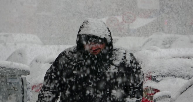 Meteoroloji'den 'sarı kodlu' uyarı! İstanbul'a kar geliyor