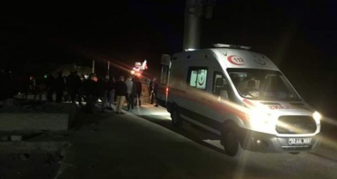 Enez'de tekne battı! Kayıp kişiler aranıyor